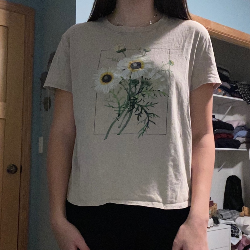 Graphic tee